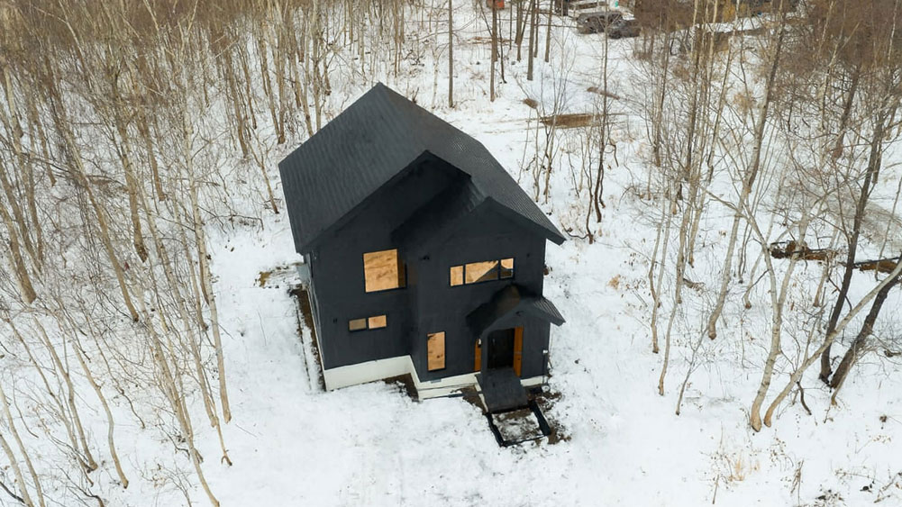 Elite Havens - KunNe Soga - Niseko Japan -  Inviting modern ski chalet